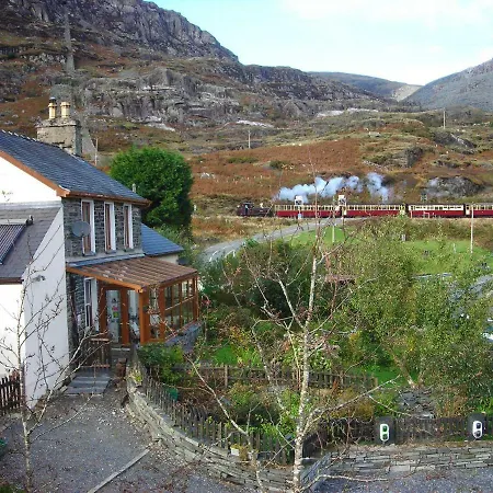 Bryn Elltyd Eco House Guest House Blaenau Ffestiniog Exterior photo