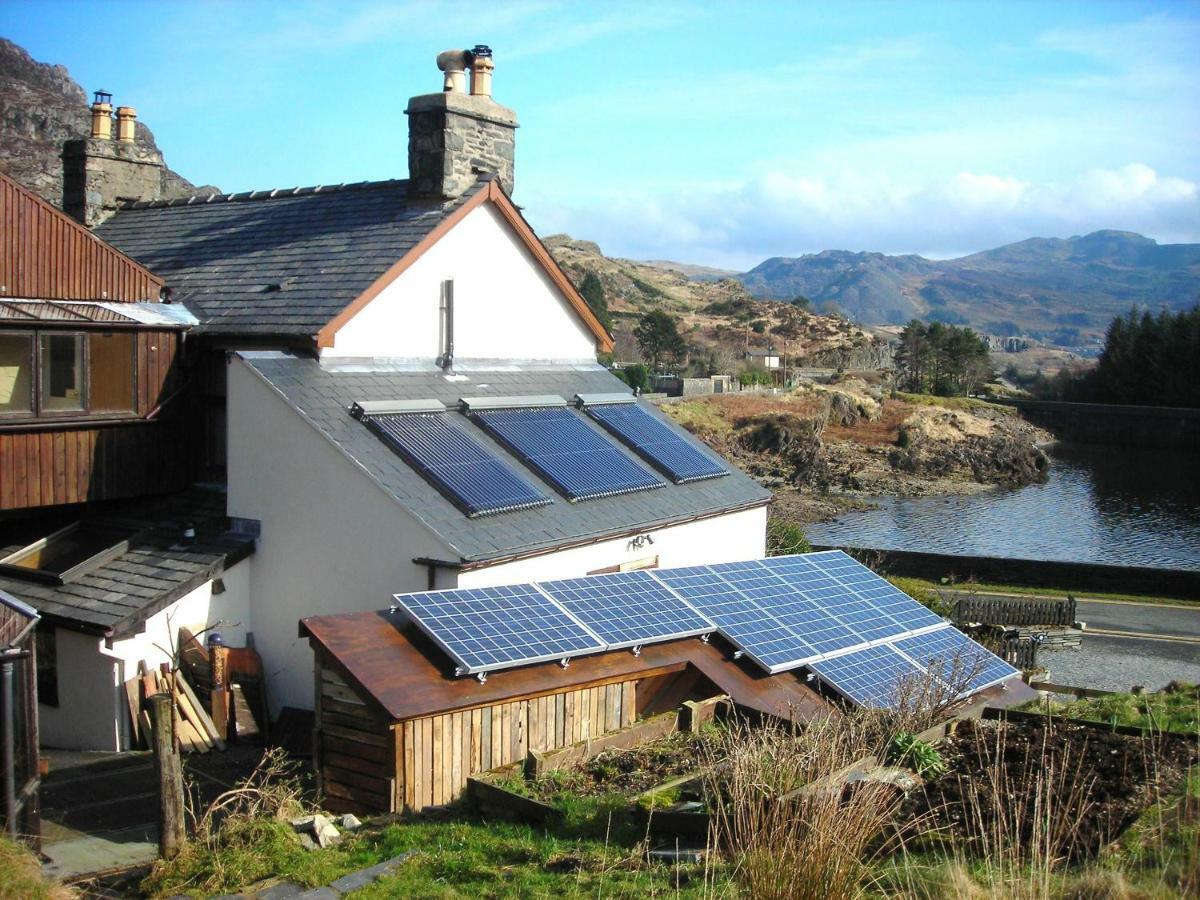 Bryn Elltyd Eco House Country house